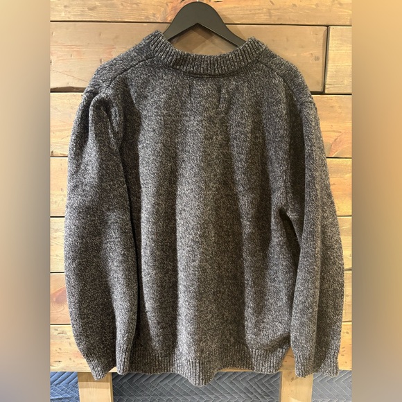 Eddie Bauer Charcoal Crewneck Sweater - Picture 5 of 5